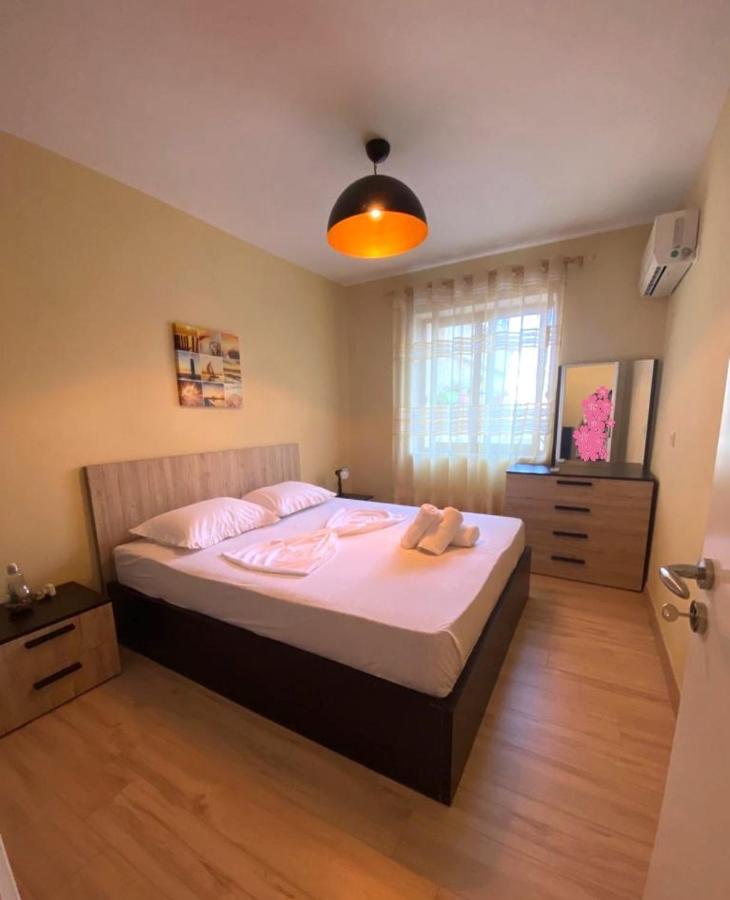 Saranda Beach Apartment ภายนอก รูปภาพ