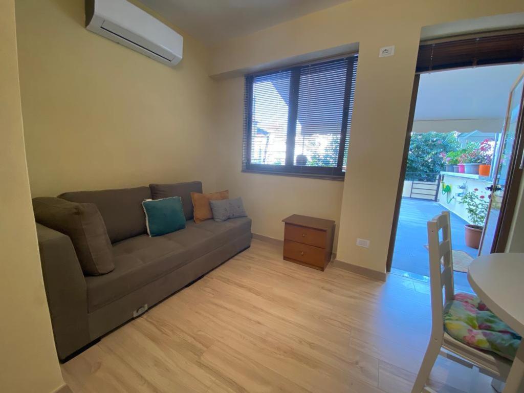 Saranda Beach Apartment ภายนอก รูปภาพ