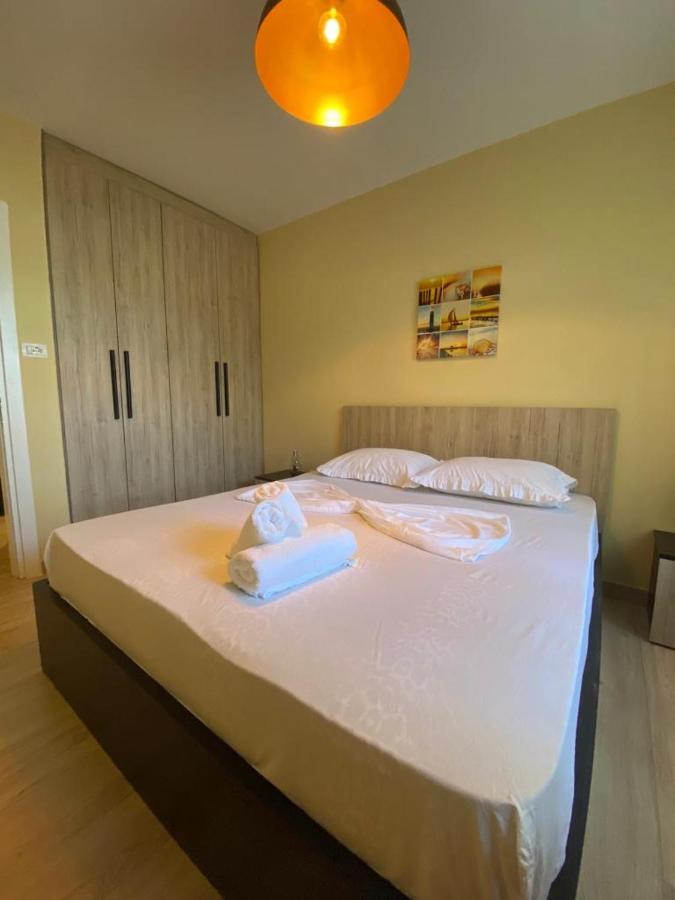 Saranda Beach Apartment ภายนอก รูปภาพ