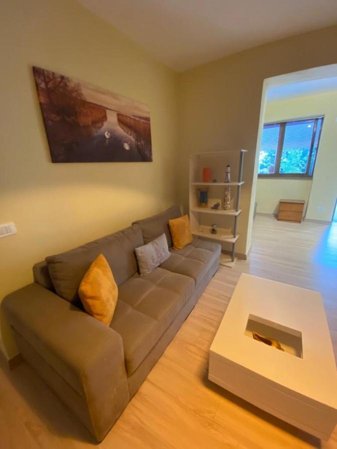 Saranda Beach Apartment ภายนอก รูปภาพ